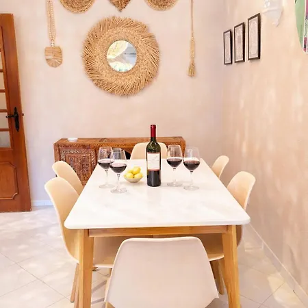 شقة One-bedroom In Old Town With Pool *