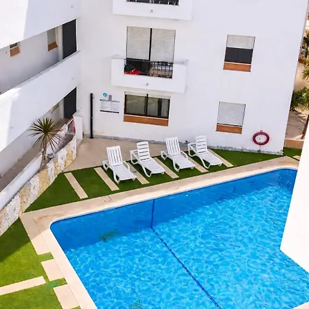 One-bedroom In Old Town With Pool *