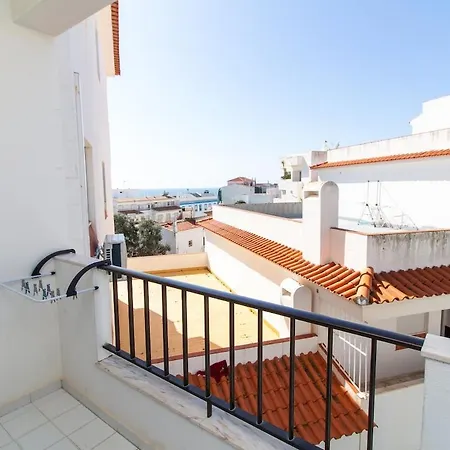 One-bedroom In Old Town With Pool *