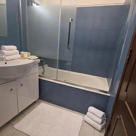 Apartment One-bedroom In Old Town With Pool