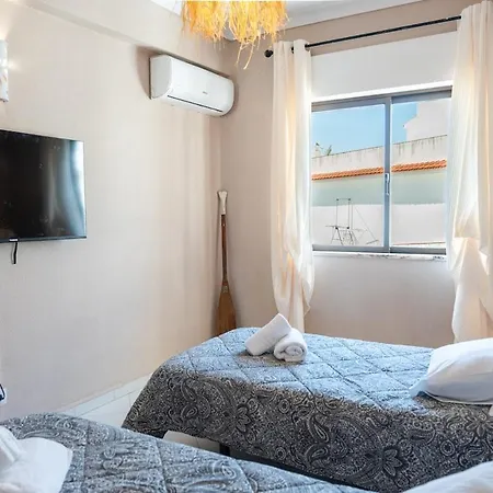 One-bedroom In Old Town With Pool Apartment *