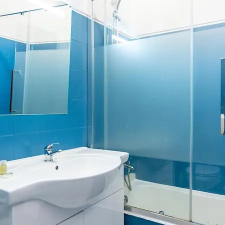 Apartment One-bedroom In Old Town With Pool *