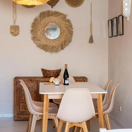 One-bedroom In Old Town With Pool