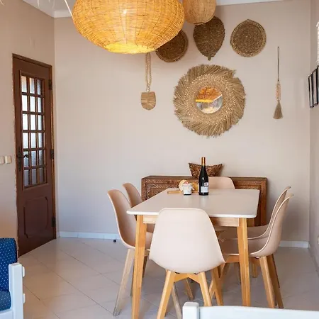 Apartment One-bedroom In Old Town With Pool