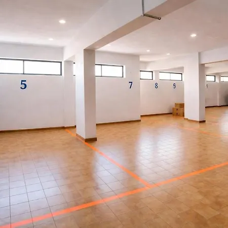 One-bedroom In Old Town With Pool البوفيرا