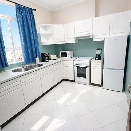 Apartment One-bedroom In Old Town With Pool *