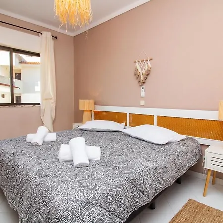 شقة One-bedroom In Old Town With Pool *
